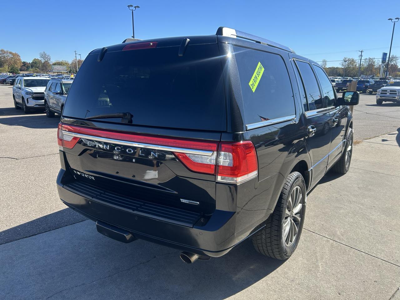 Lincoln Navigator 4WD 4dr 2015