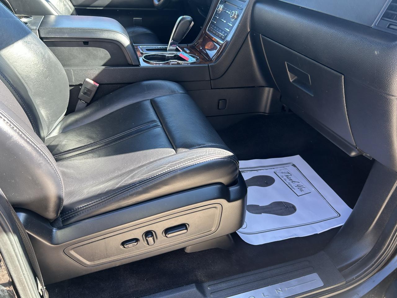 Lincoln Navigator 4WD 4dr 2015