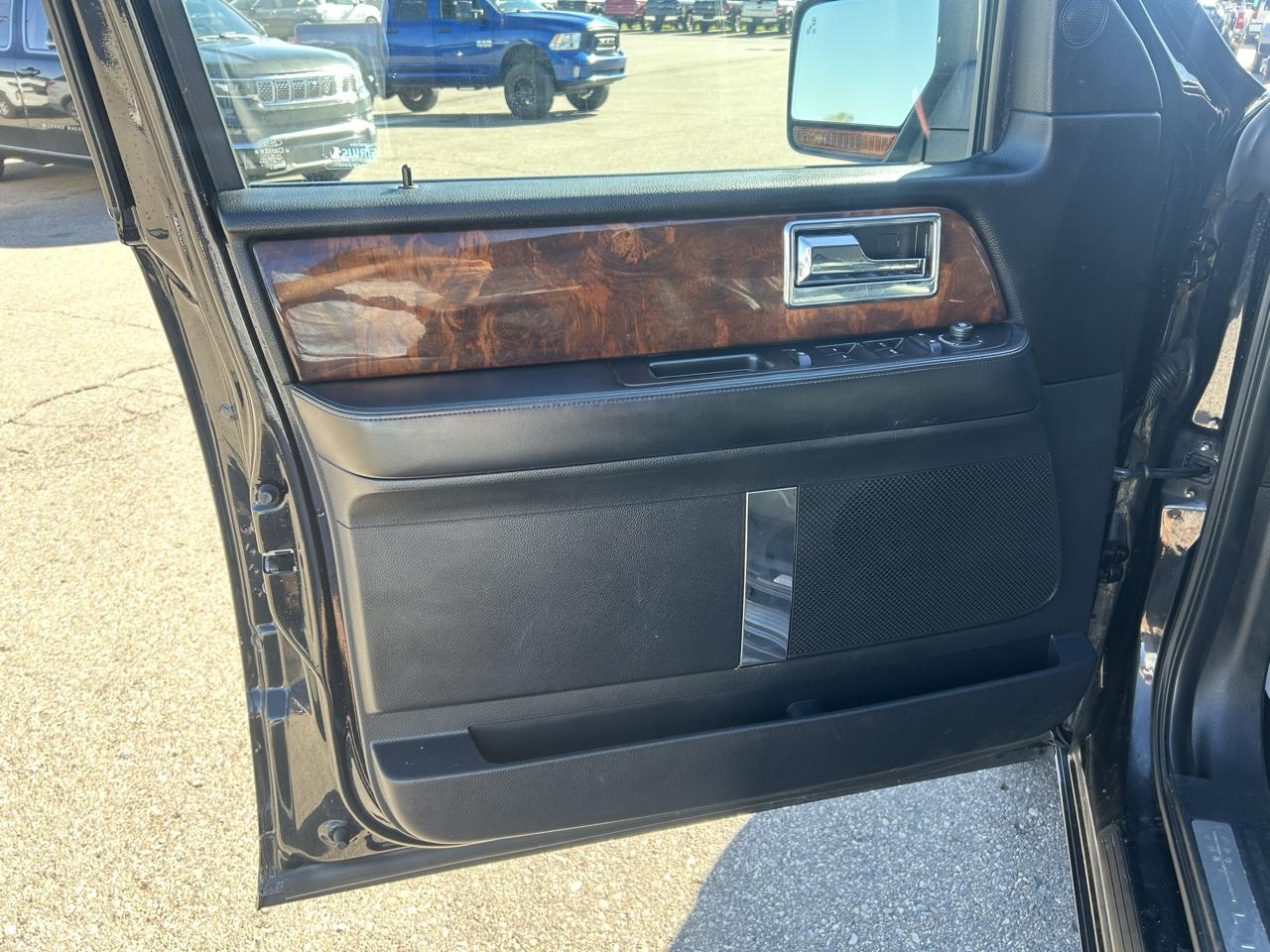 Lincoln Navigator 4WD 4dr 2015