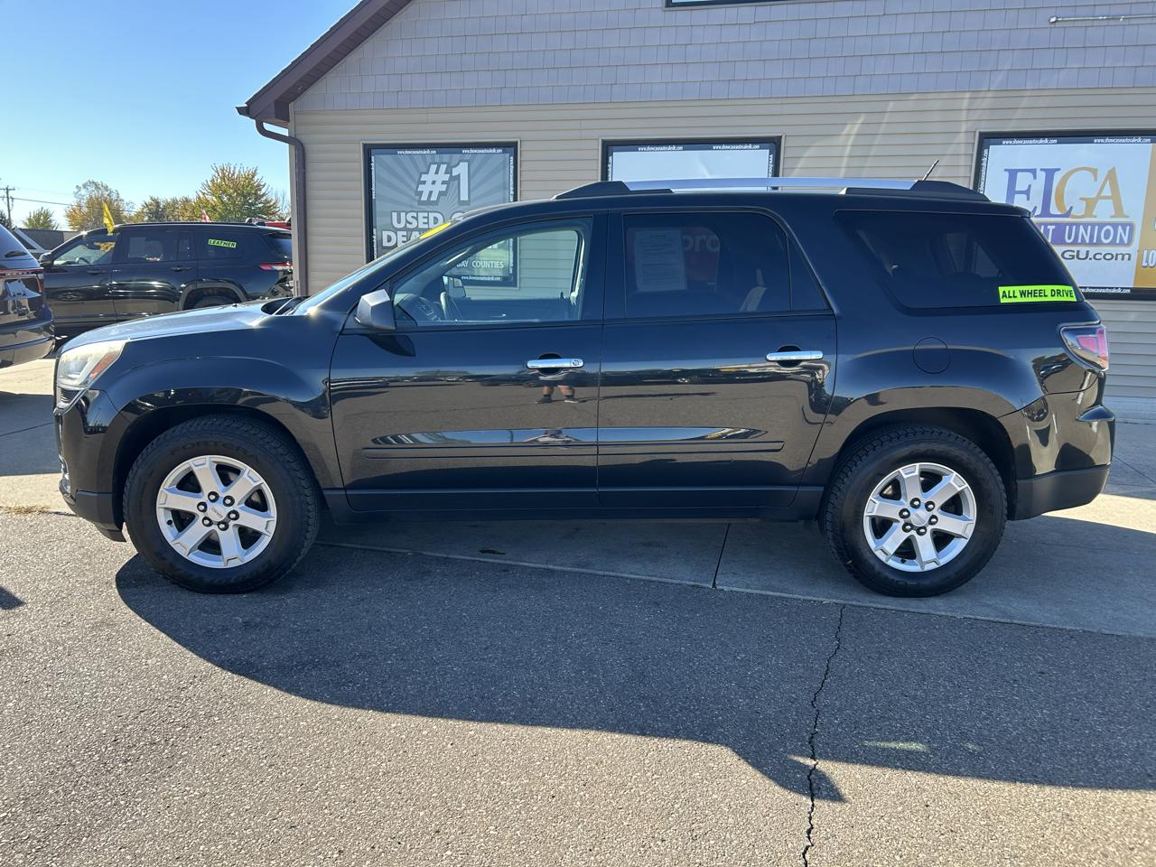 GMC Acadia AWD 4dr SLE w/SLE-1 2015