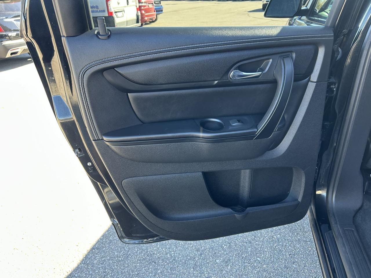 GMC Acadia AWD 4dr SLE w/SLE-1 2015
