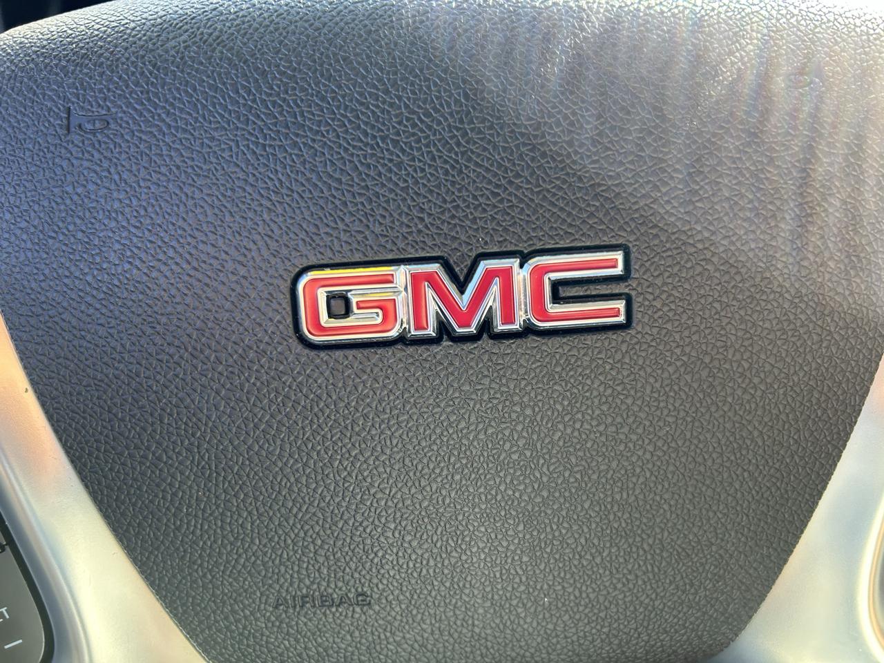 GMC Acadia AWD 4dr SLE w/SLE-1 2015