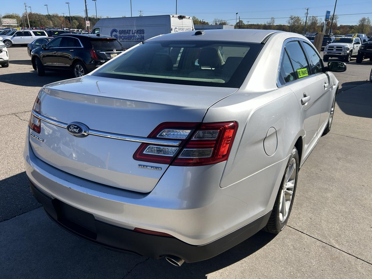 Ford Taurus 4dr Sdn SE FWD 2016