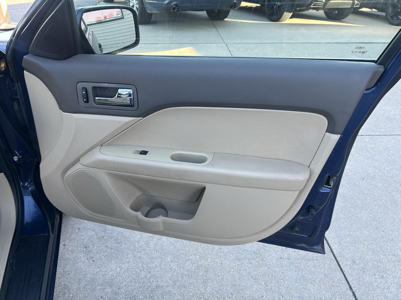 Ford Fusion 4dr Sdn V6 SEL 2006