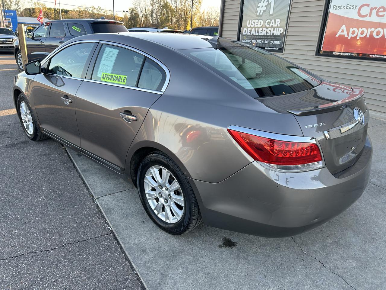 Buick LaCrosse 4dr Sdn CX 2011