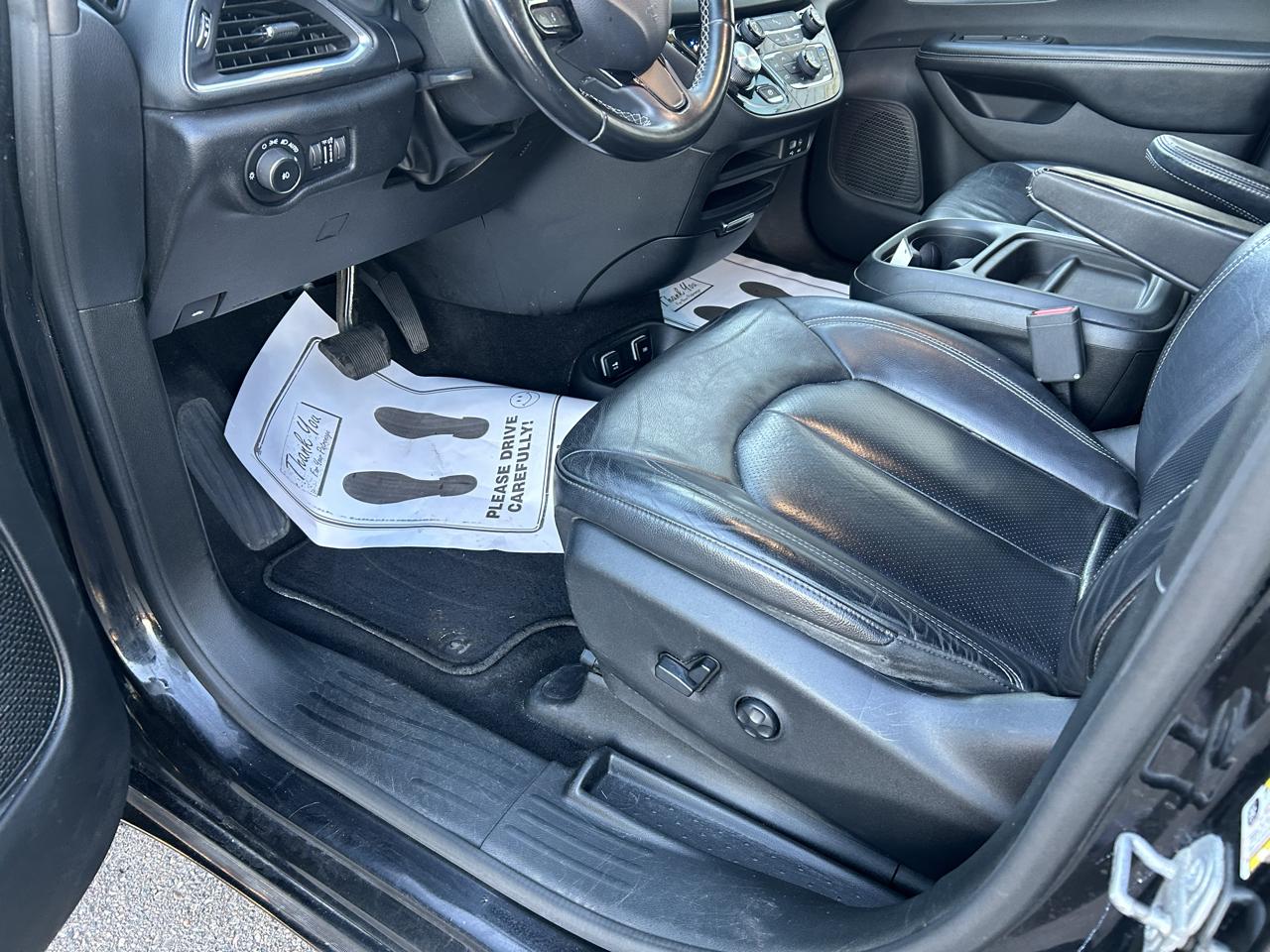 Chrysler Pacifica Touring-L 2WD 2018