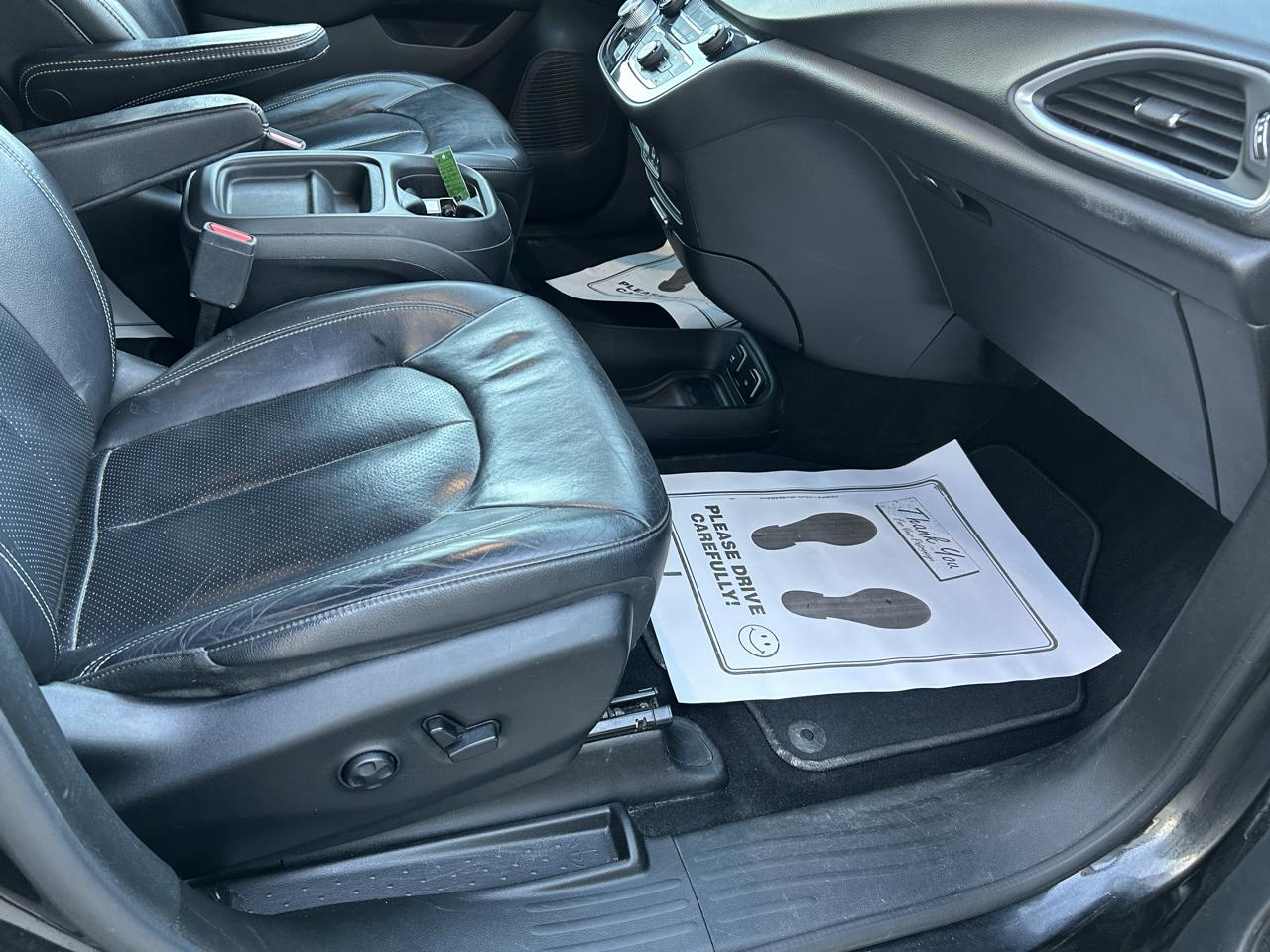 Chrysler Pacifica Touring-L 2WD 2018