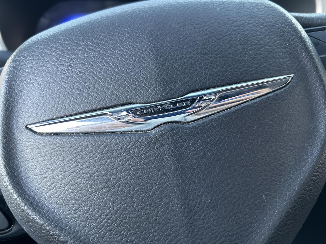 Chrysler Pacifica Touring-L 2WD 2018