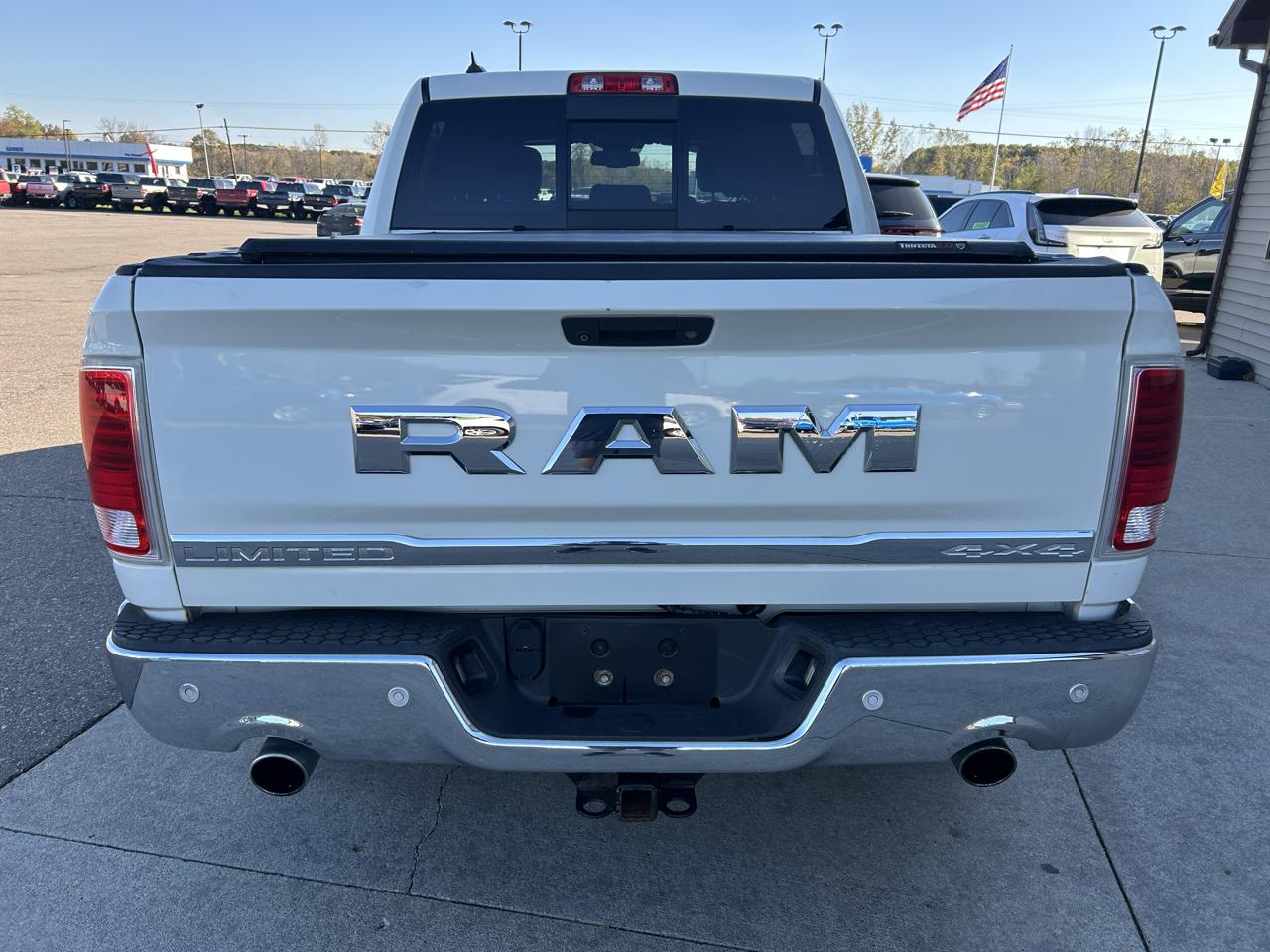 RAM 1500 Limited 4x4 Crew Cab 5'7" Box 2017