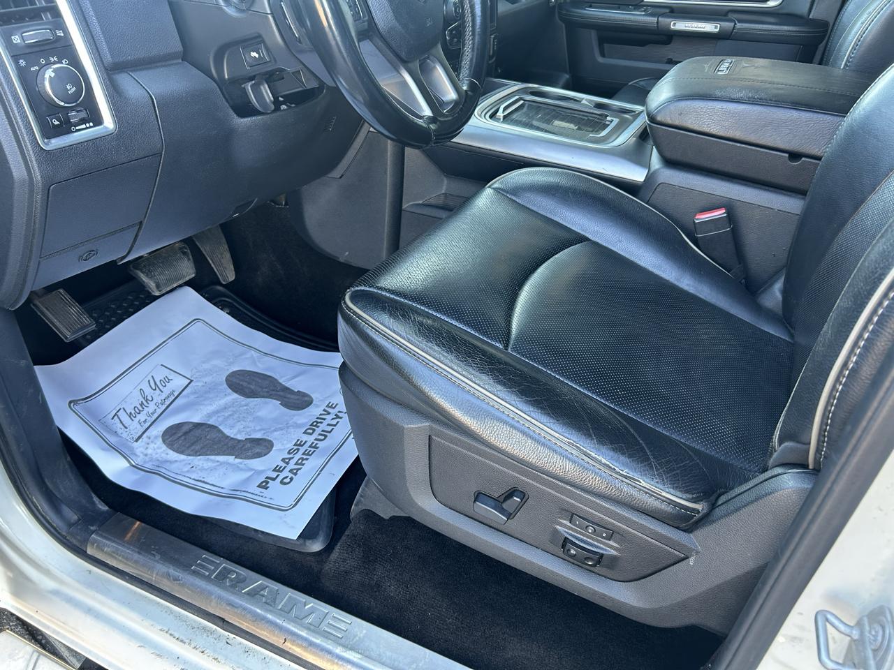 RAM 1500 Limited 4x4 Crew Cab 5'7" Box 2017