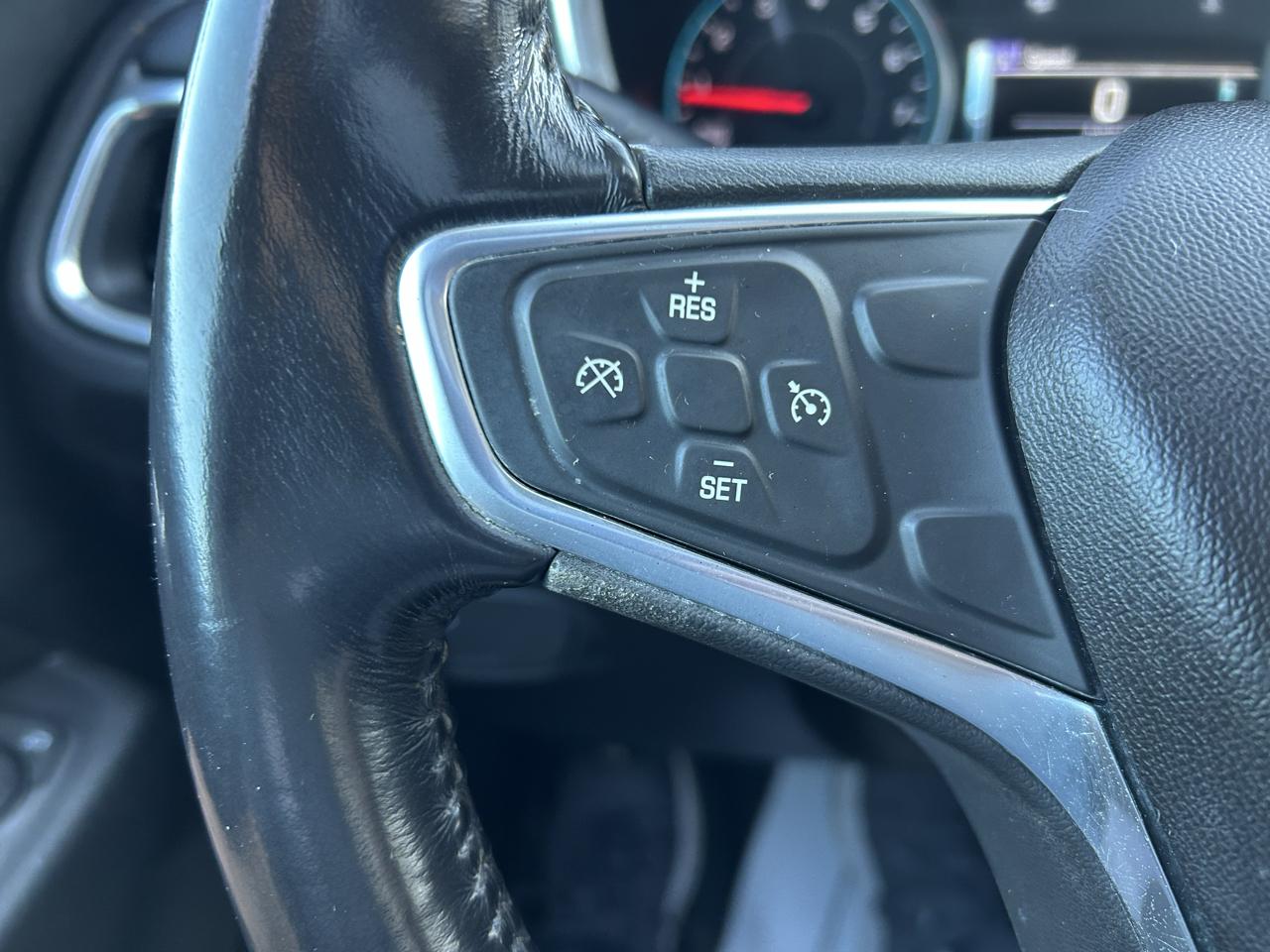 Chevrolet Equinox AWD 4dr LT w/1LT 2018