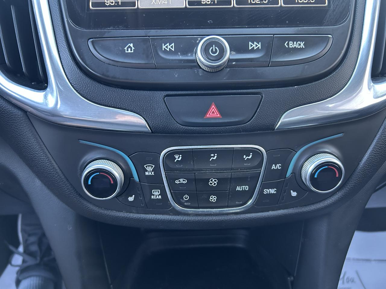Chevrolet Equinox AWD 4dr LT w/1LT 2018