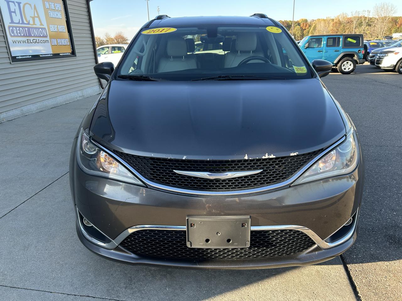 Chrysler Pacifica Touring-L Plus FWD 2017