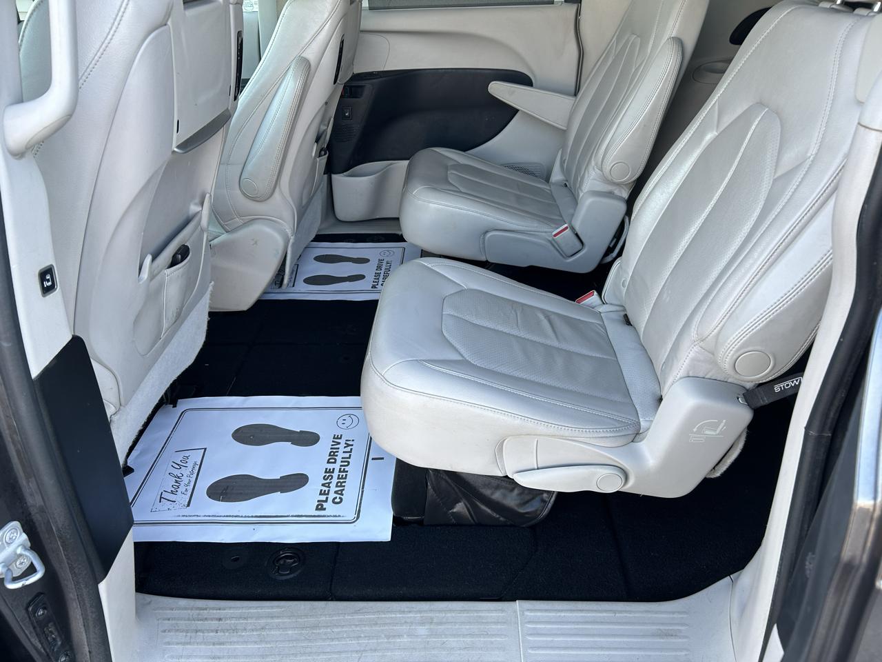 Chrysler Pacifica Touring-L Plus FWD 2017