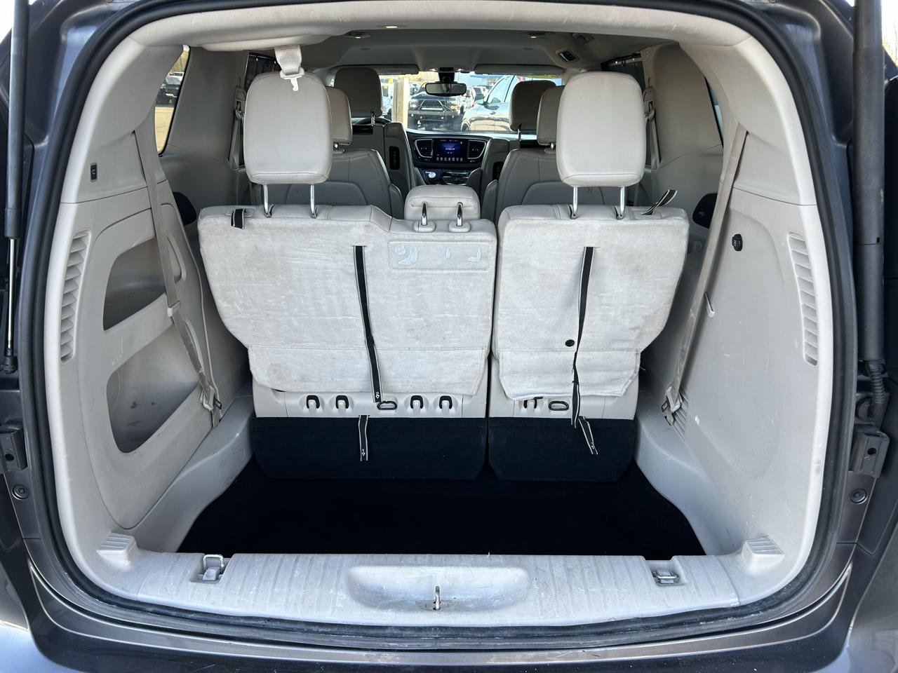 Chrysler Pacifica Touring-L Plus FWD 2017