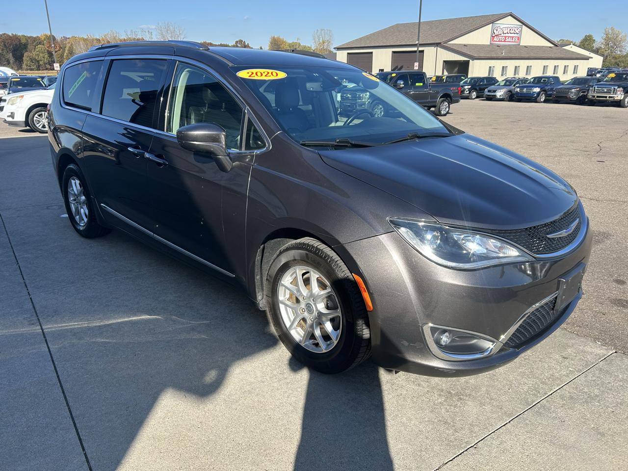 Chrysler Pacifica Touring L FWD 2020