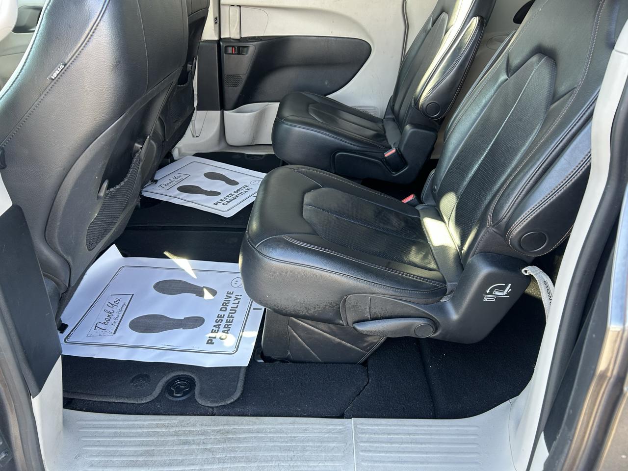 Chrysler Pacifica Touring L FWD 2020