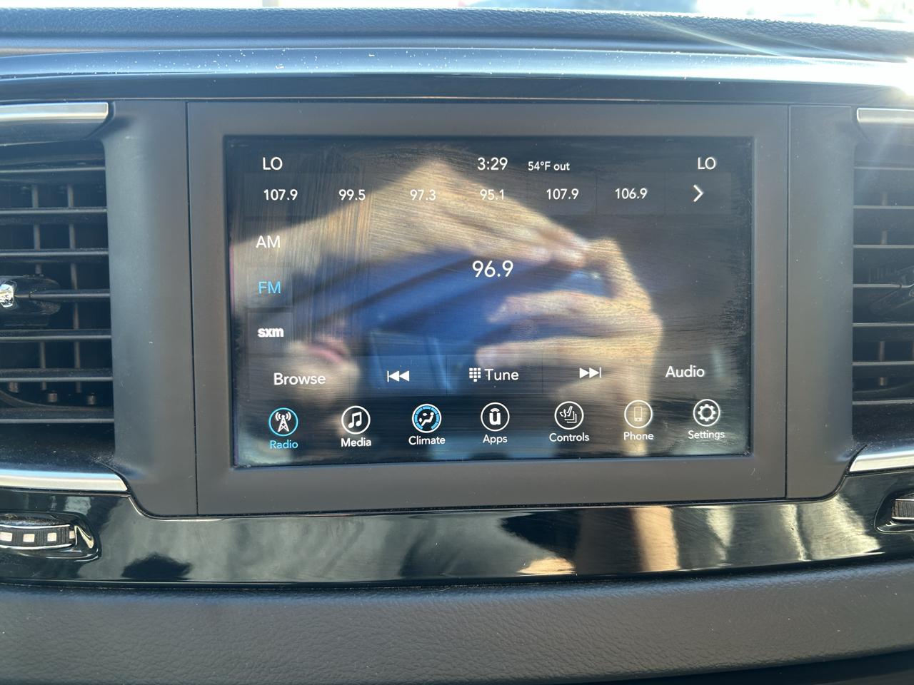 Chrysler Pacifica Touring L FWD 2020
