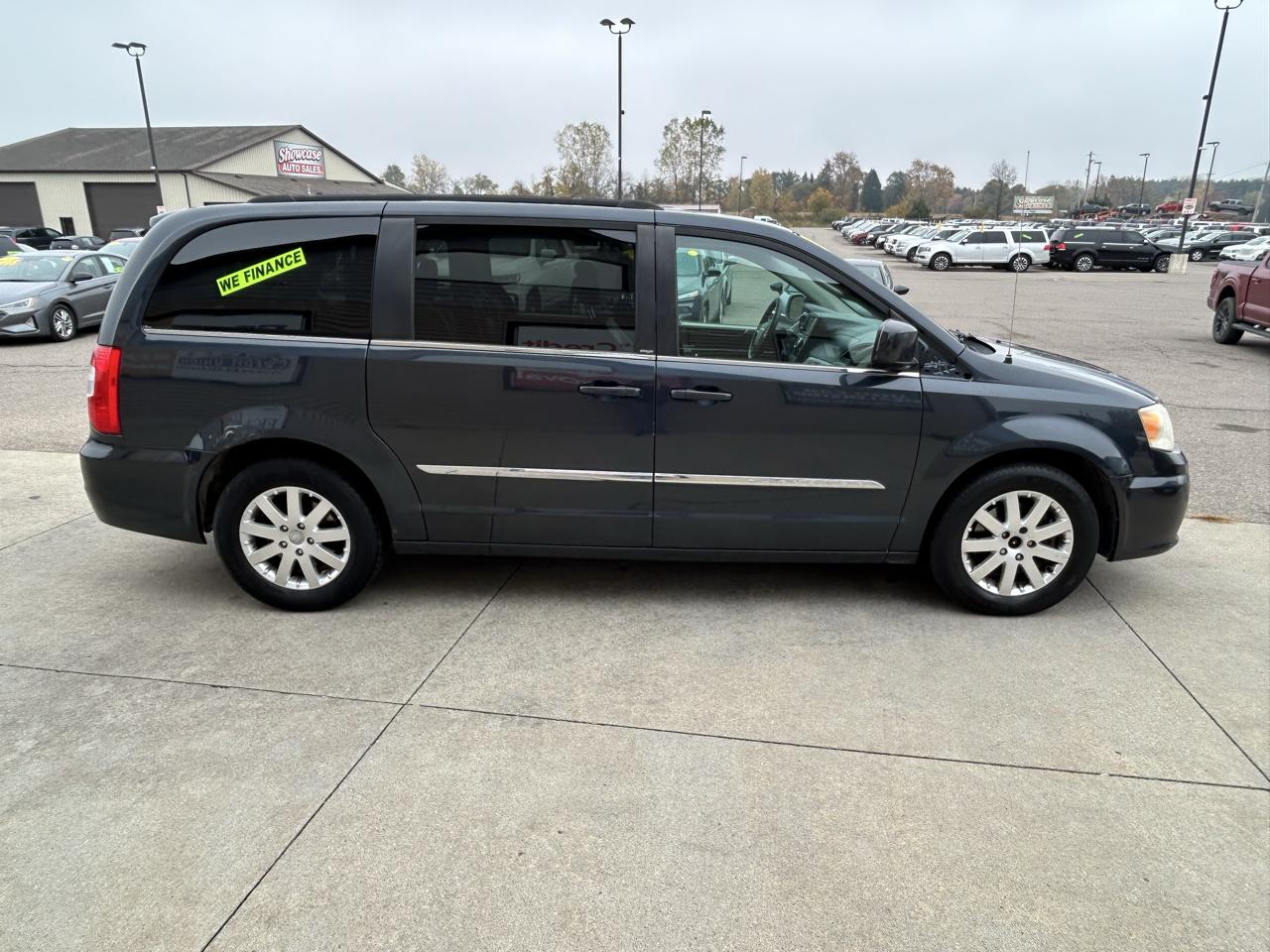 Chrysler Town & Country 4dr Wgn Touring 2014
