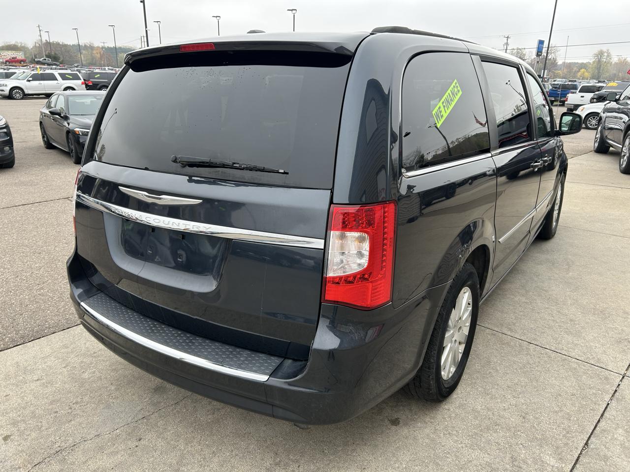 Chrysler Town & Country 4dr Wgn Touring 2014