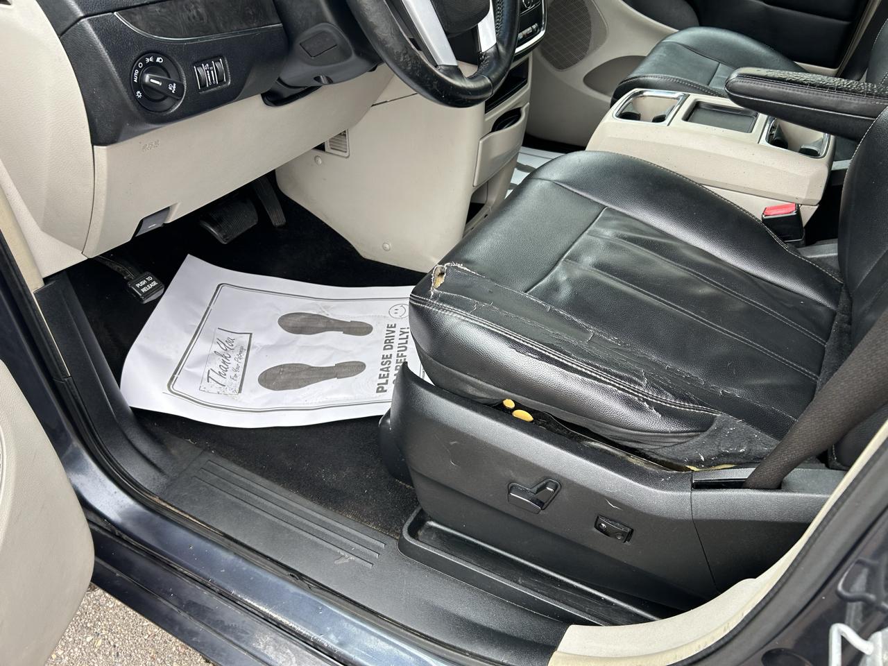 Chrysler Town & Country 4dr Wgn Touring 2014