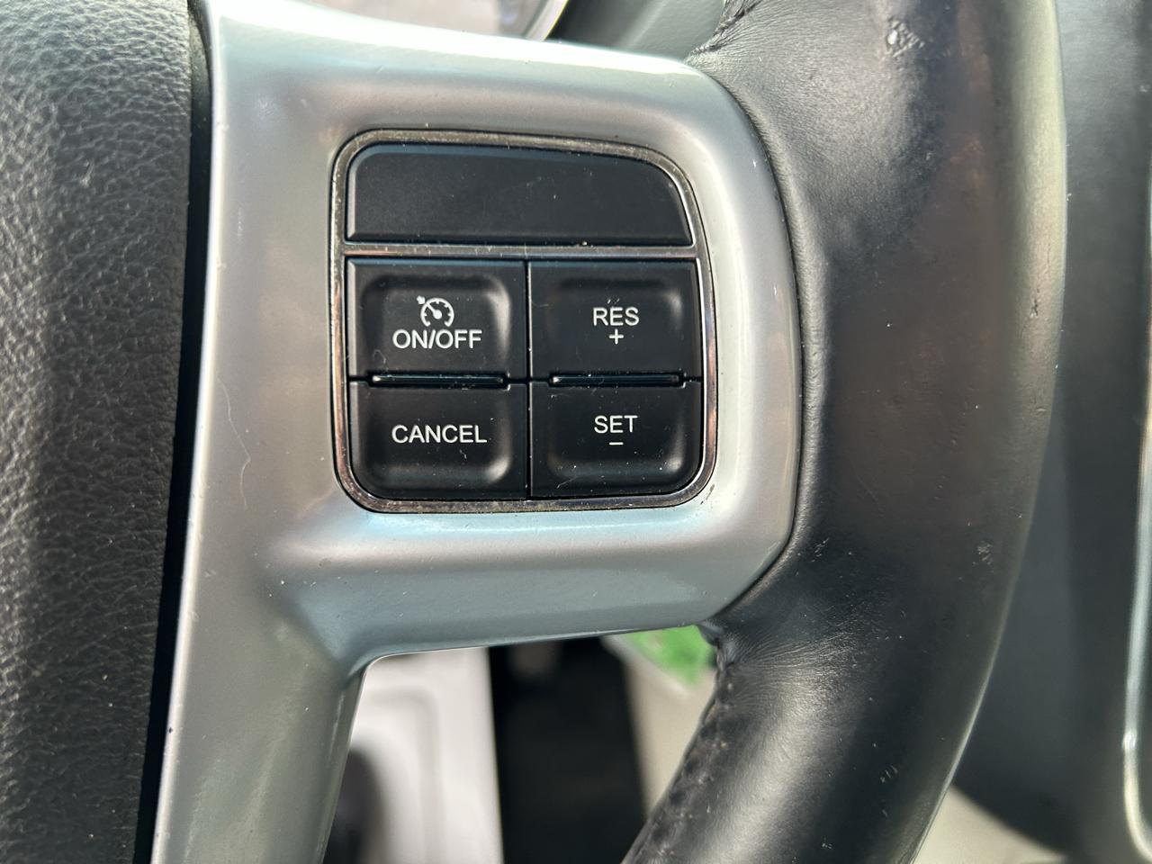 Chrysler Town & Country 4dr Wgn Touring 2014
