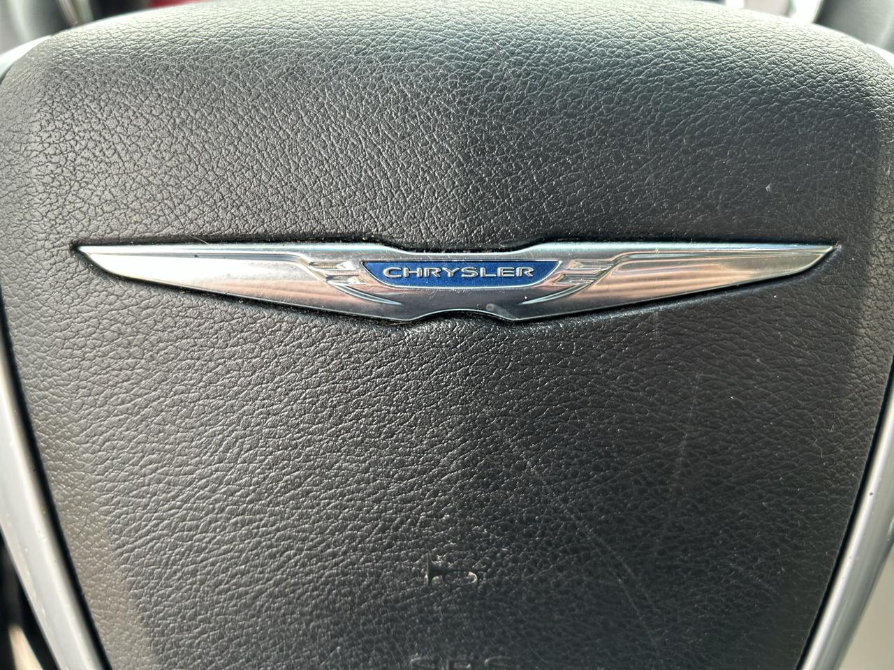 Chrysler Town & Country 4dr Wgn Touring 2014