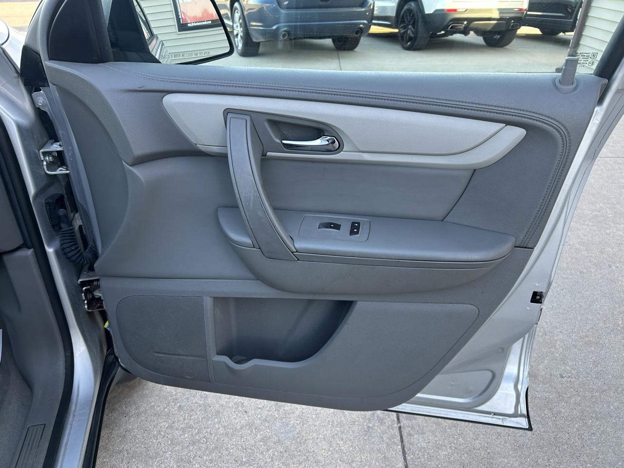 Chevrolet Traverse AWD 4dr LS 2015