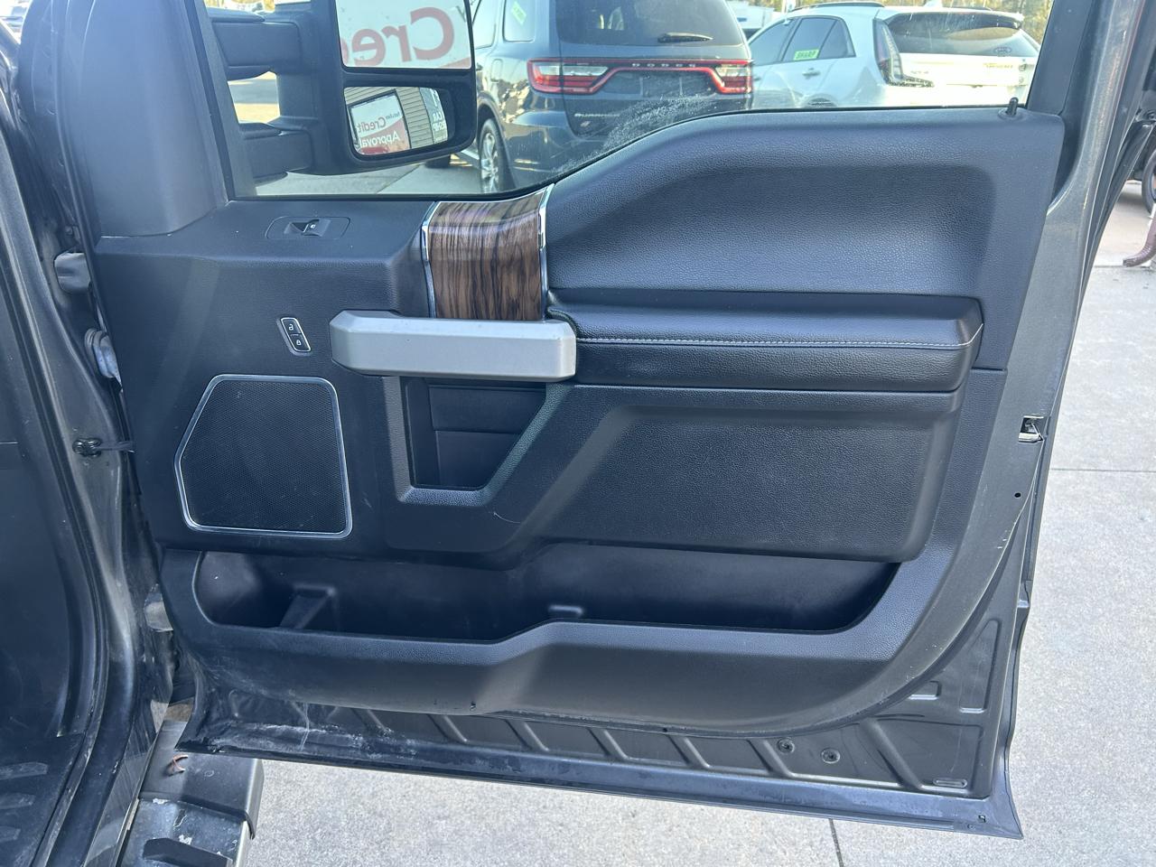Ford F-150 Lariat 4WD SuperCrew 6.5' Box 2018