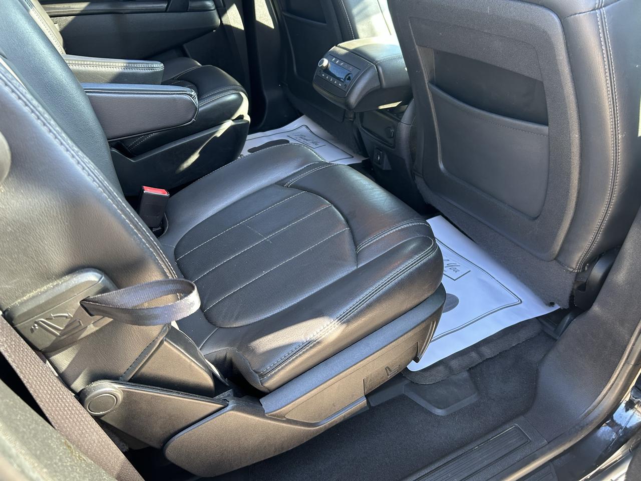 Buick Enclave AWD 4dr Leather 2017