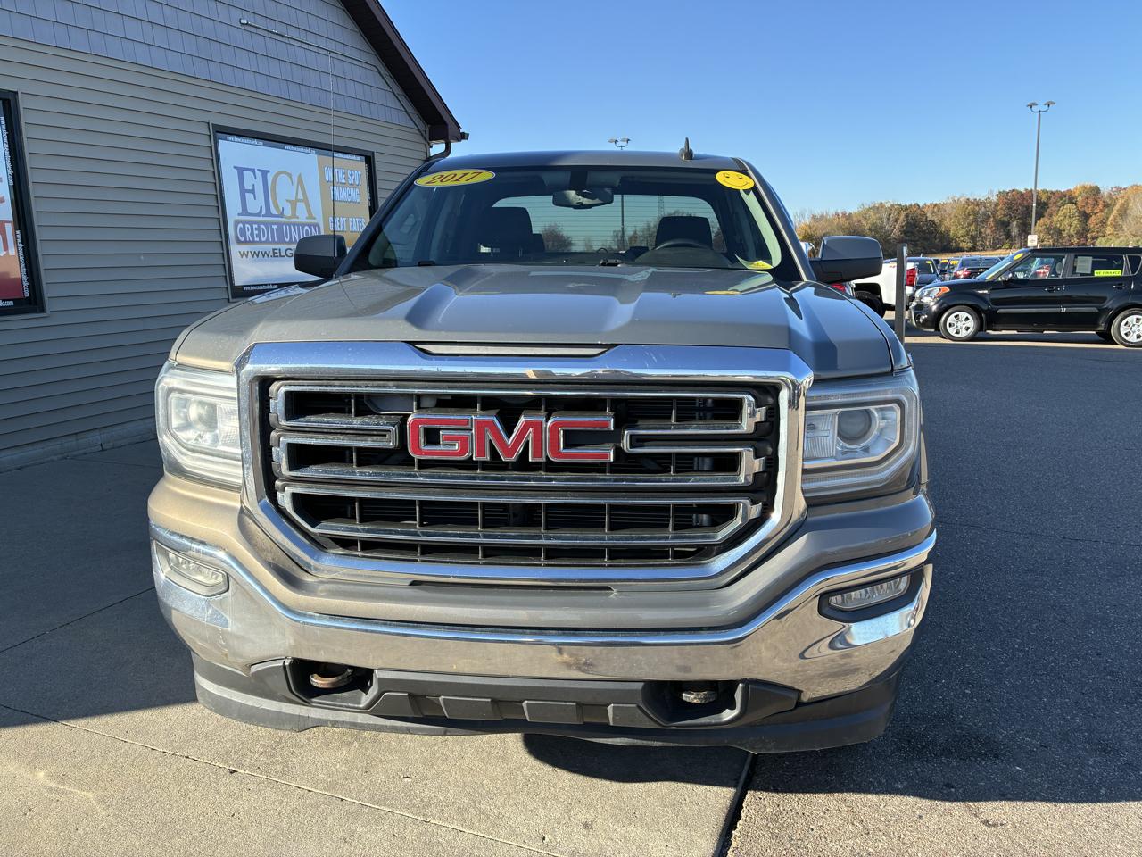 GMC Sierra 1500 4WD Double Cab 143.5" SLE 2017