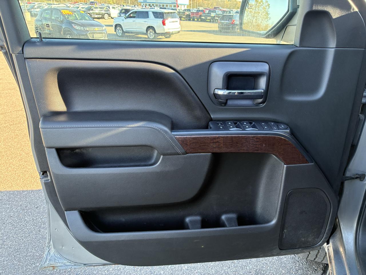 GMC Sierra 1500 4WD Double Cab 143.5" SLE 2017