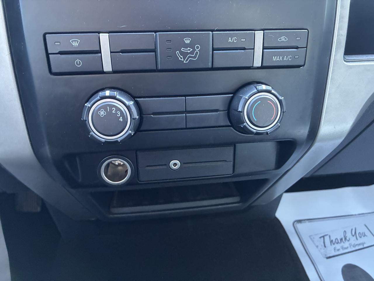 Ford F-150 4WD SuperCrew 145" XLT 2012