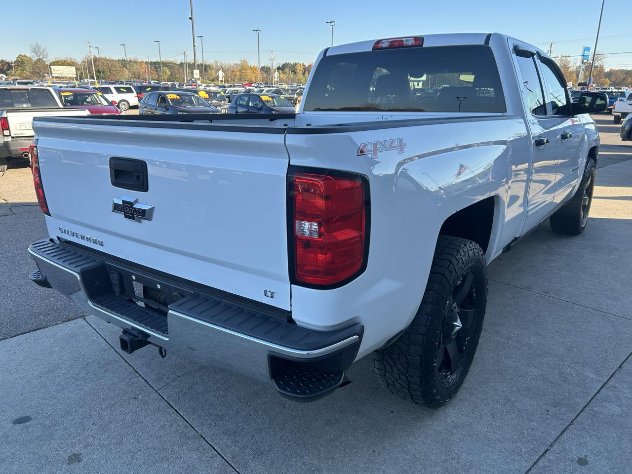 Chevrolet Silverado 1500 4WD Double Cab 143.5" LT w/1LT 2017