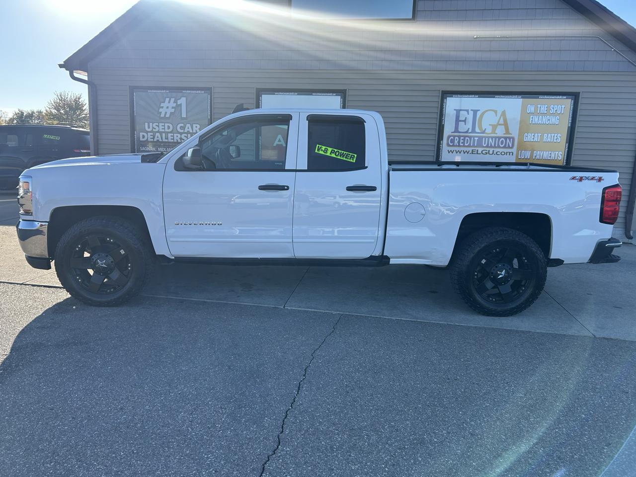 Chevrolet Silverado 1500 4WD Double Cab 143.5" LT w/1LT 2017