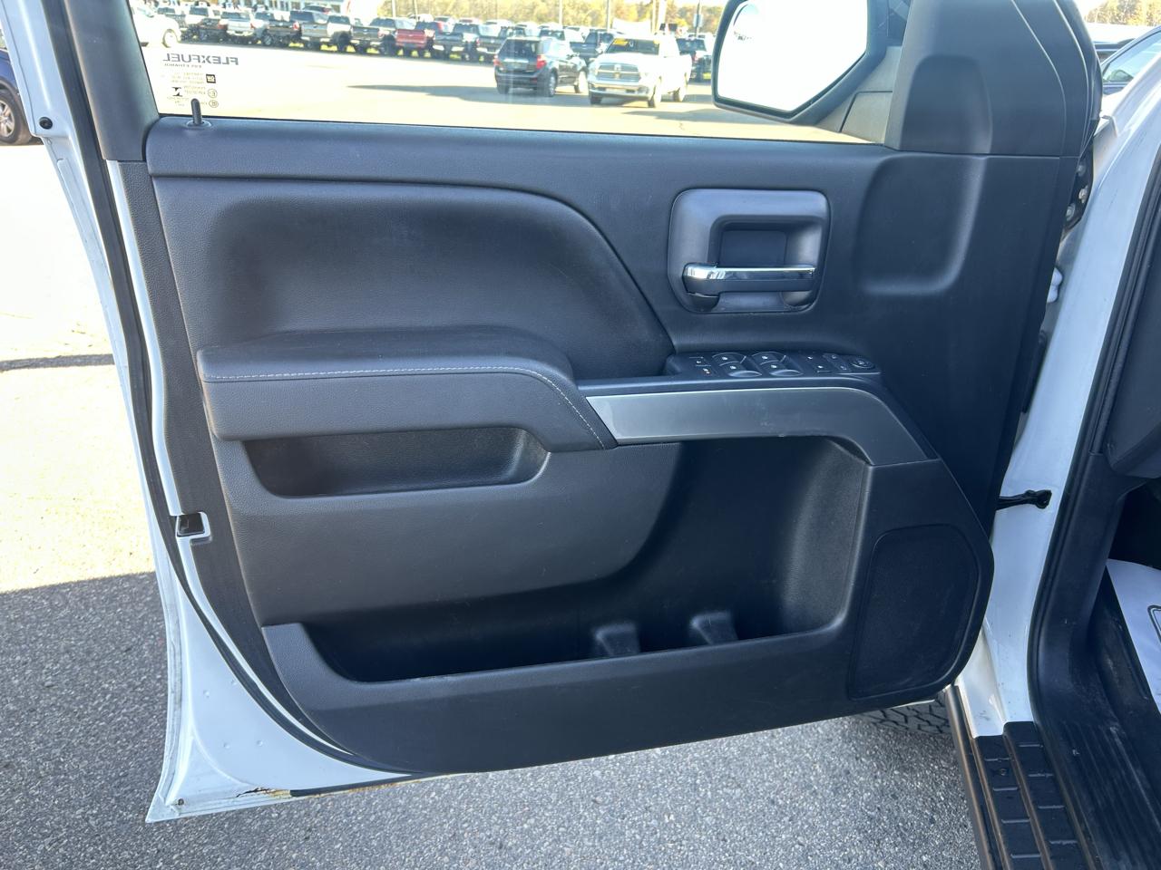 Chevrolet Silverado 1500 4WD Double Cab 143.5" LT w/1LT 2017