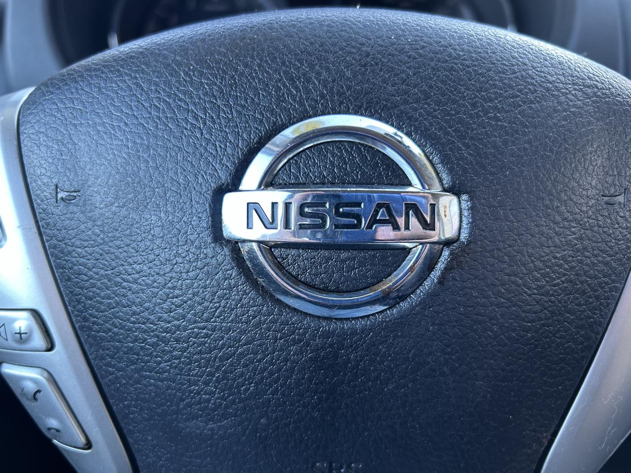 Nissan Versa 4dr Sdn CVT 1.6 S Plus 2016