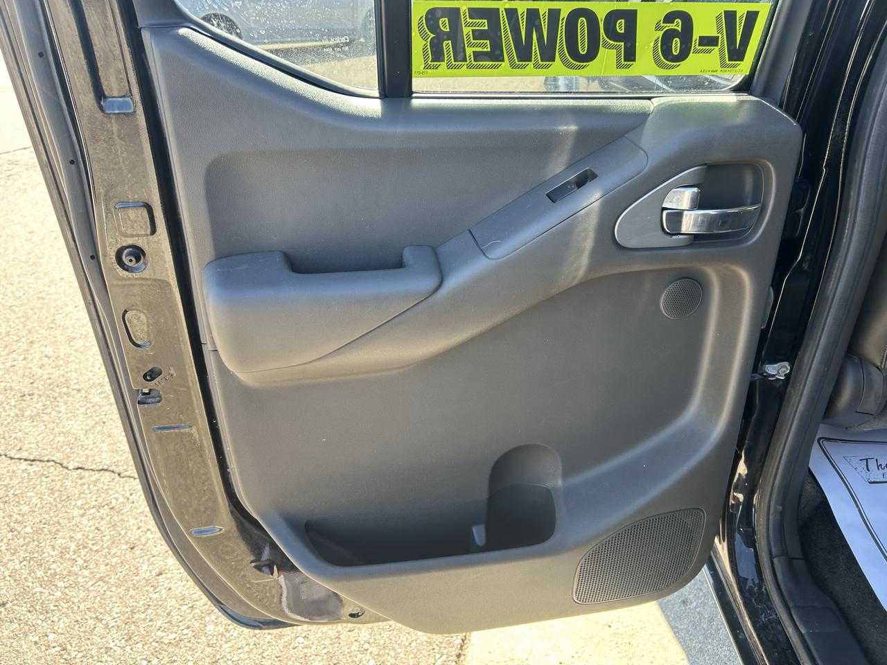 Nissan Frontier 4WD Crew Cab SWB Auto PRO-4X 2014