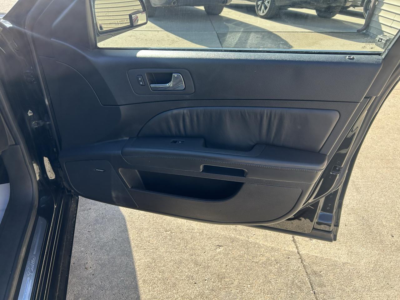 Cadillac STS 4dr Sdn V6 2006