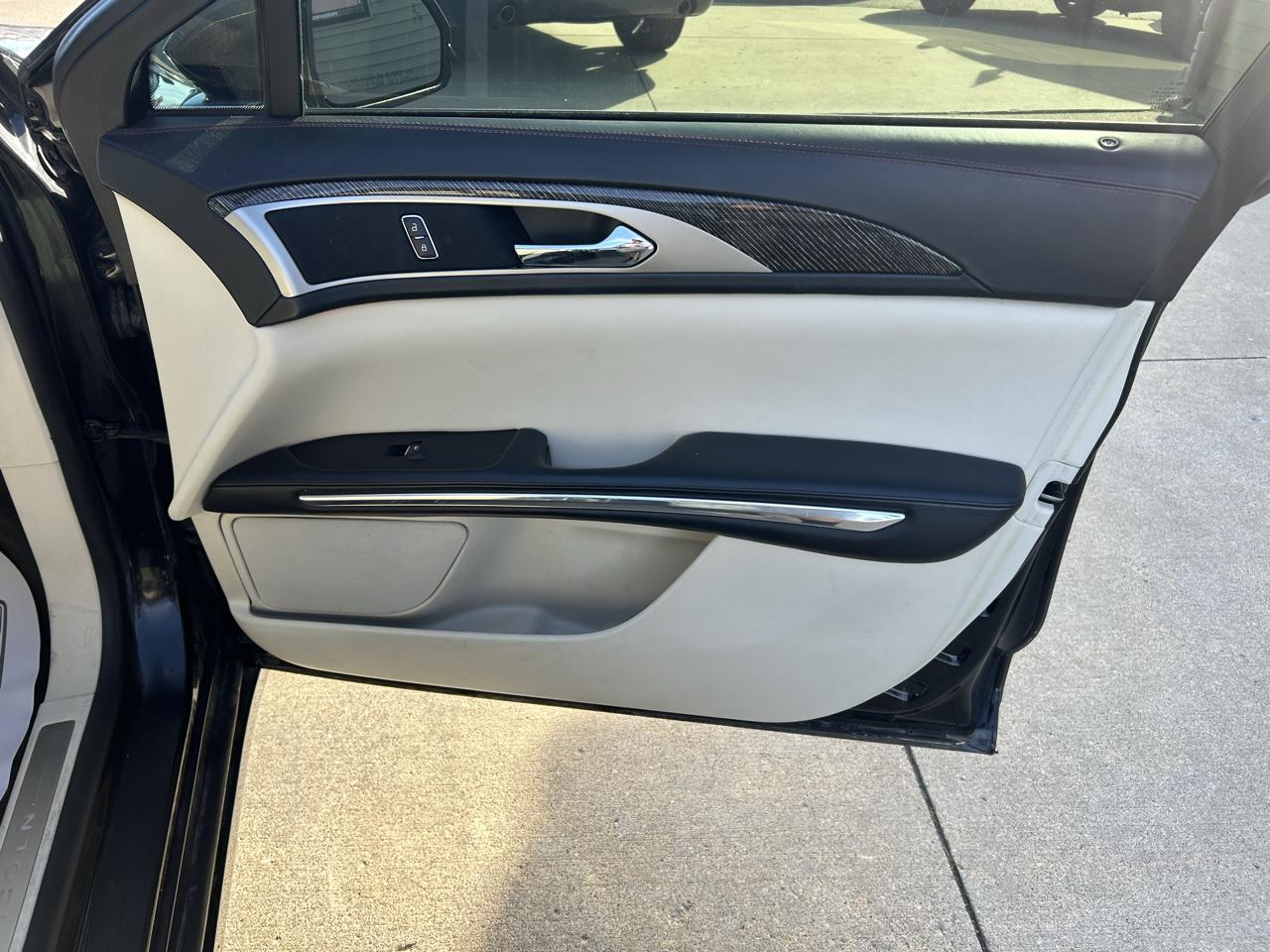 Lincoln MKZ 4dr Sdn Hybrid Black Label FWD 2015