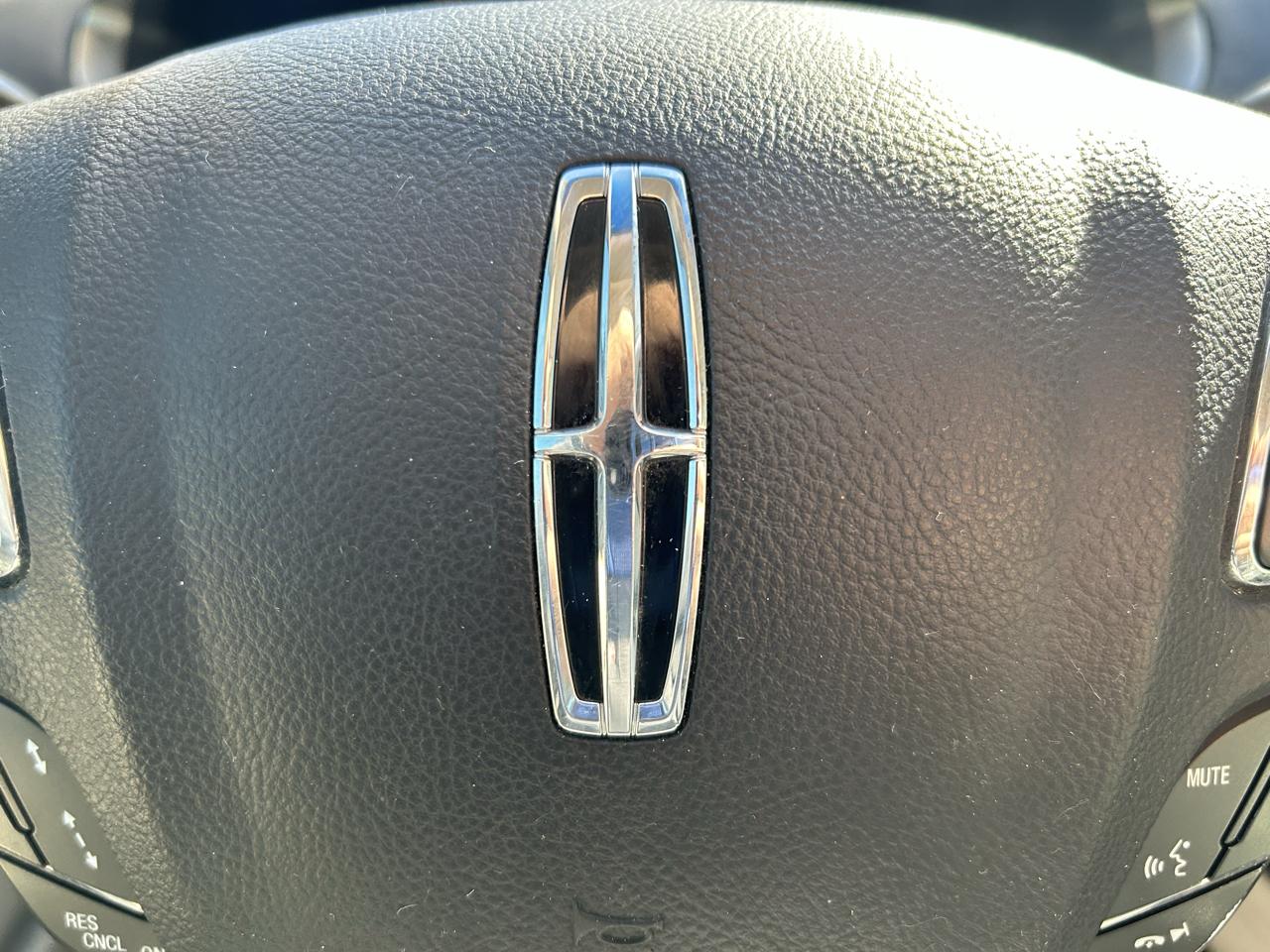 Lincoln MKZ 4dr Sdn Hybrid Black Label FWD 2015