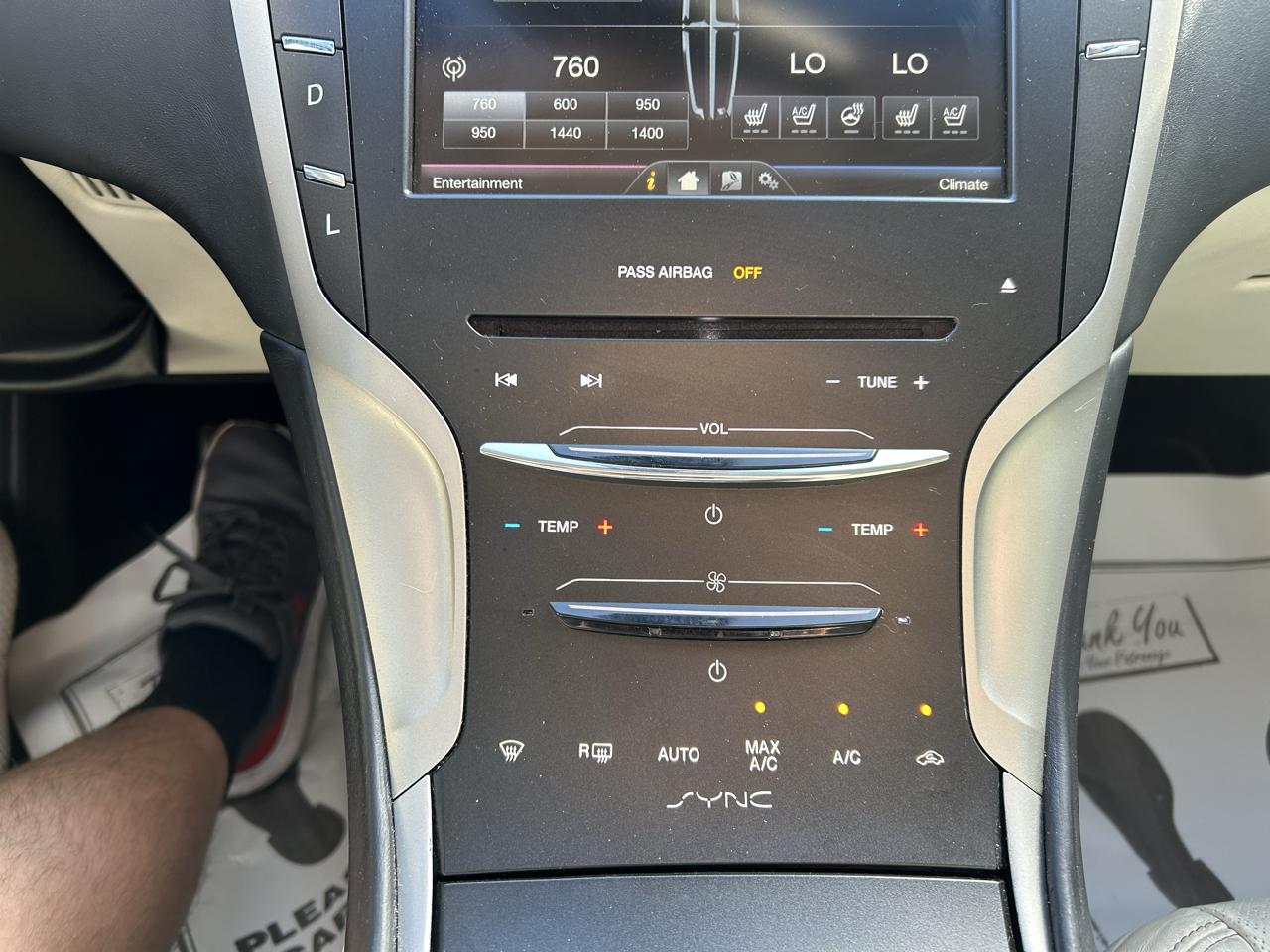 Lincoln MKZ 4dr Sdn Hybrid Black Label FWD 2015
