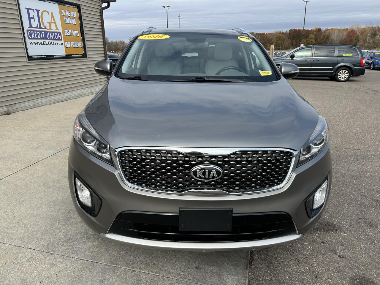 Kia Sorento AWD 4dr 3.3L SX 2016