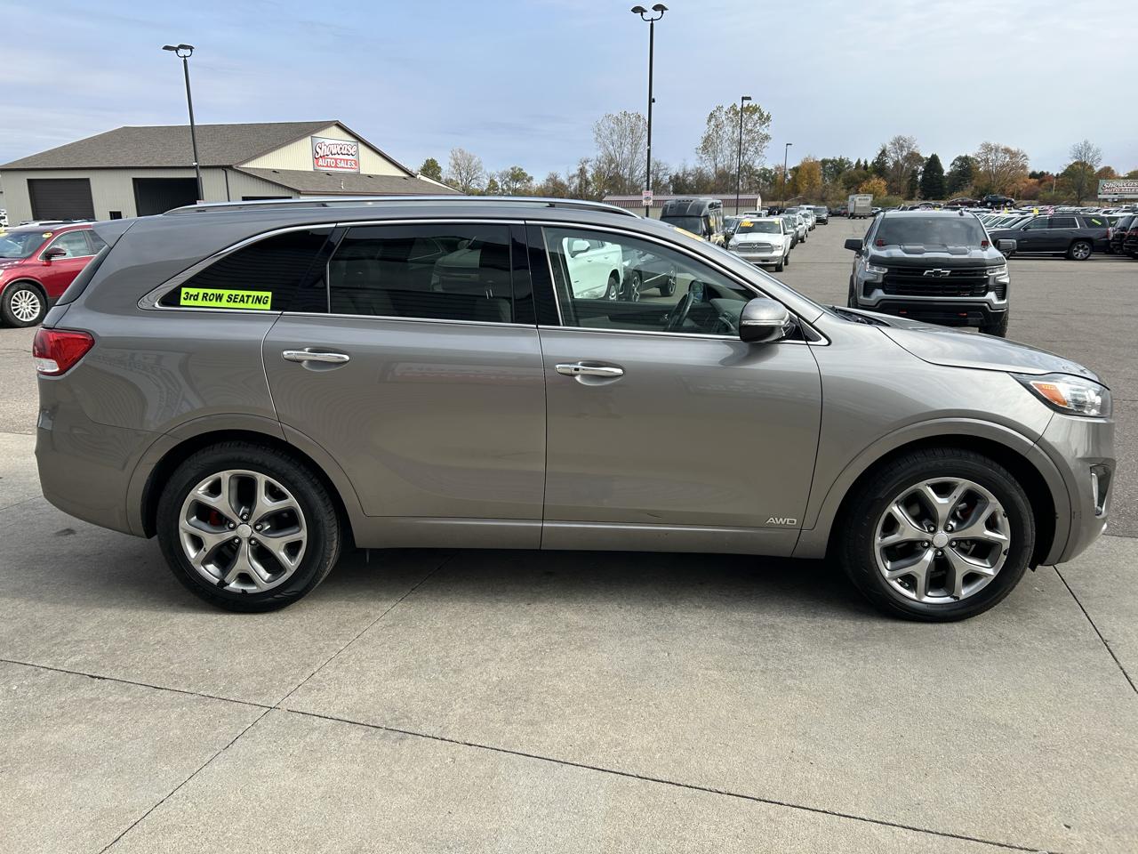 Kia Sorento AWD 4dr 3.3L SX 2016
