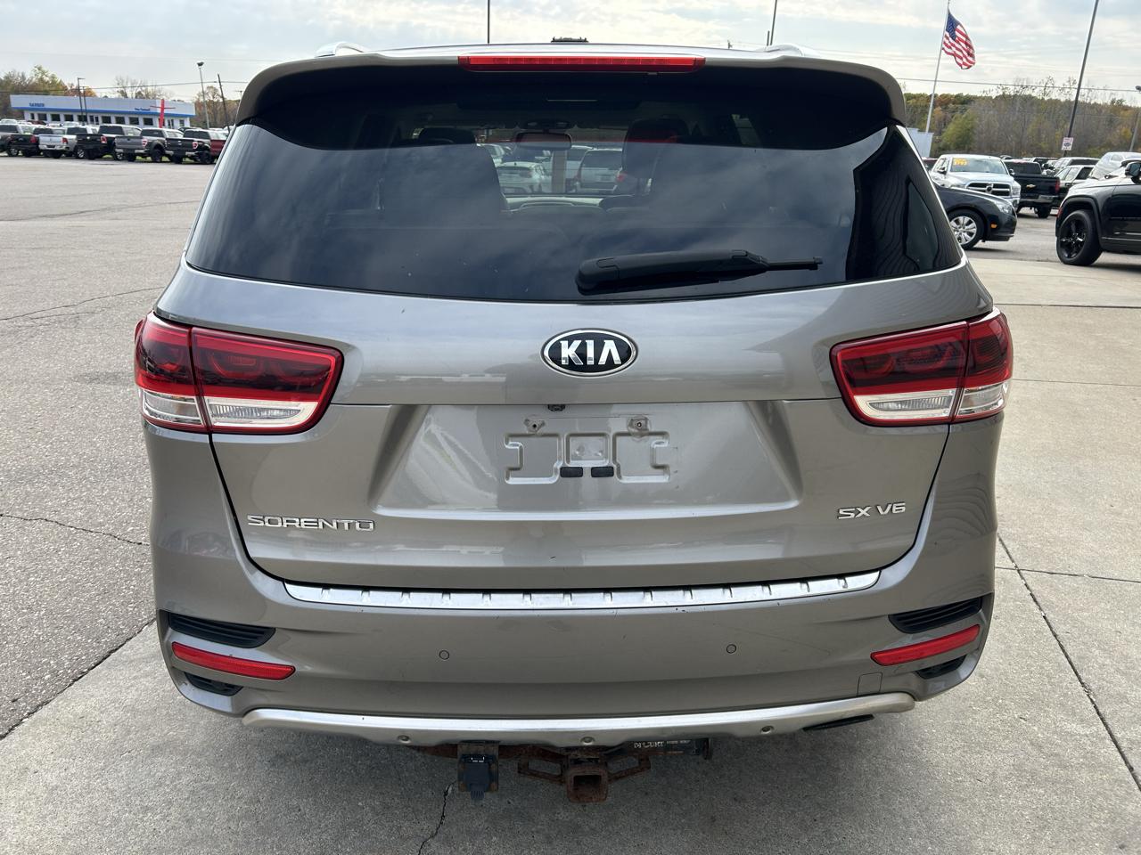 Kia Sorento AWD 4dr 3.3L SX 2016