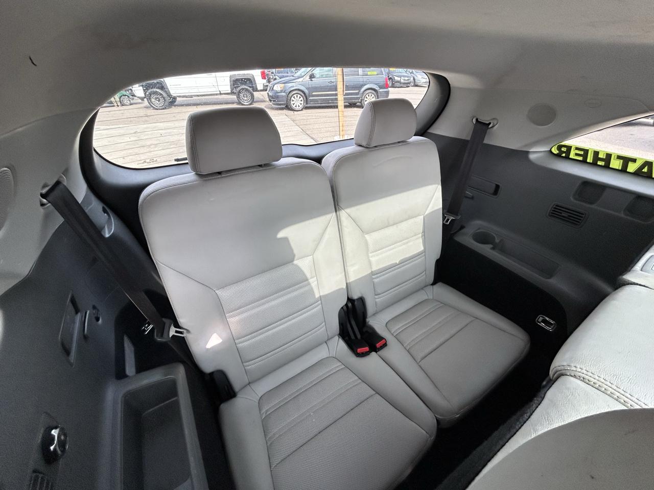 Kia Sorento AWD 4dr 3.3L SX 2016