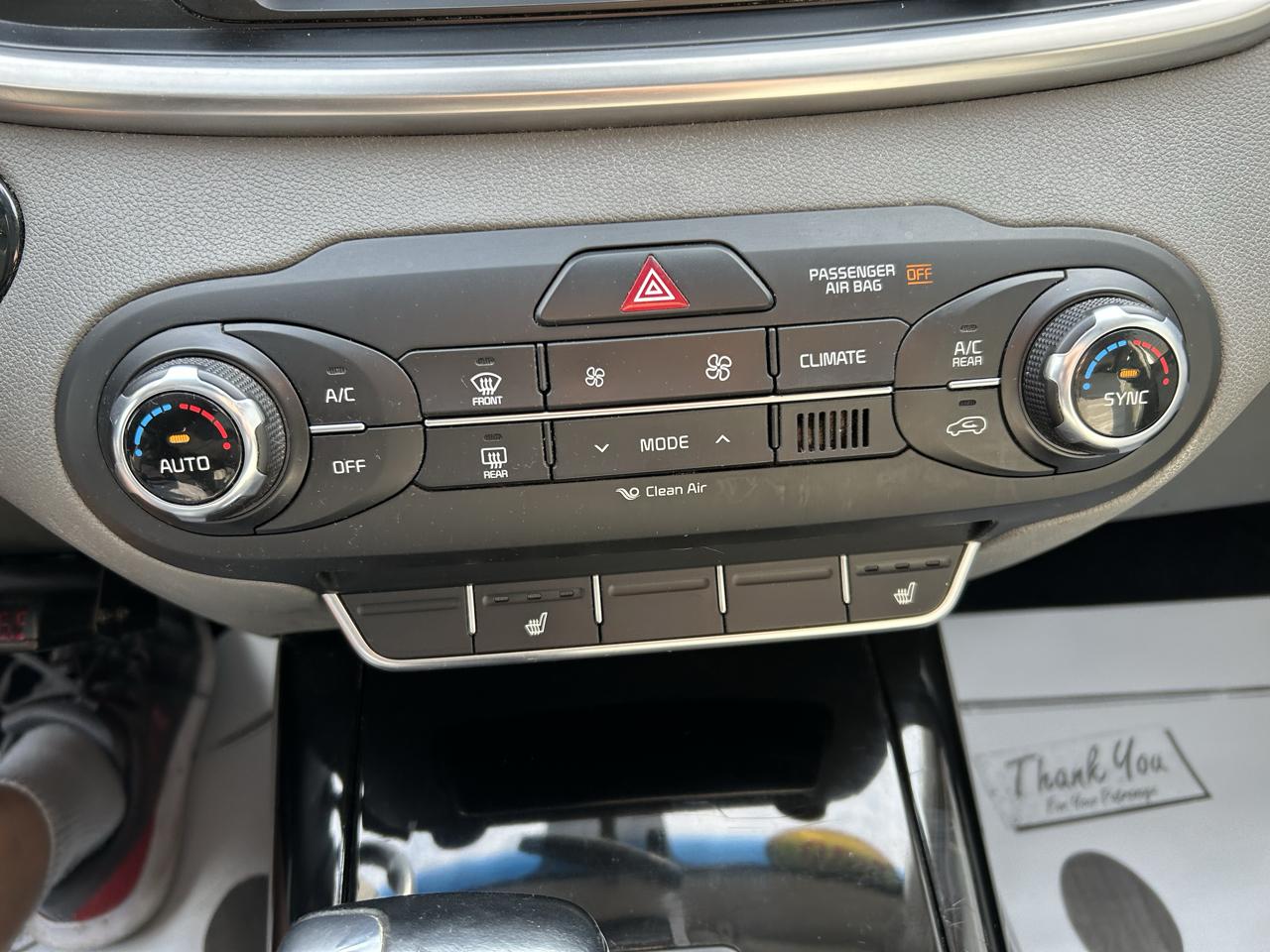 Kia Sorento AWD 4dr 3.3L SX 2016