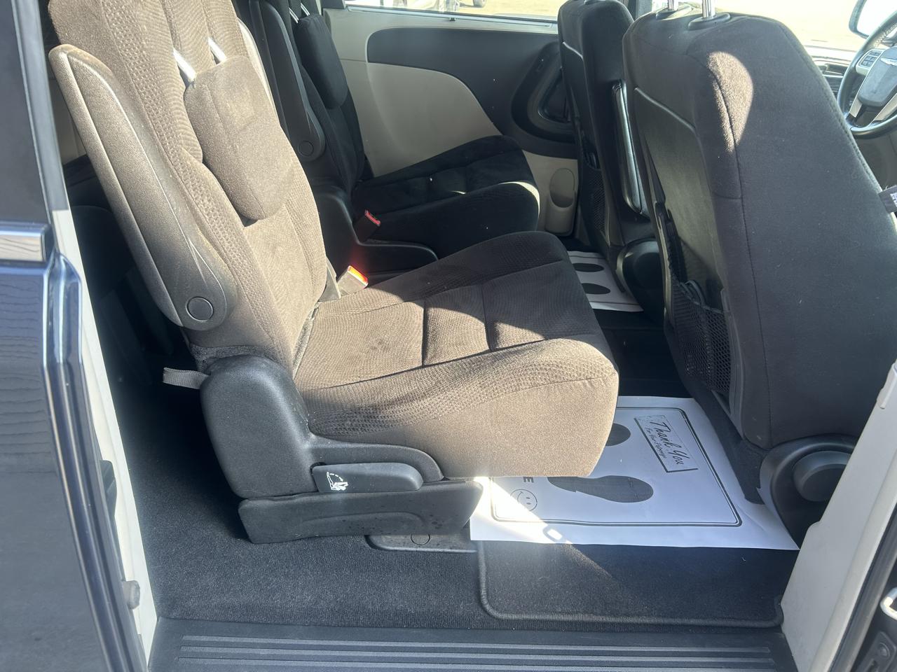 Chrysler Town & Country 4dr Wgn Touring 2014