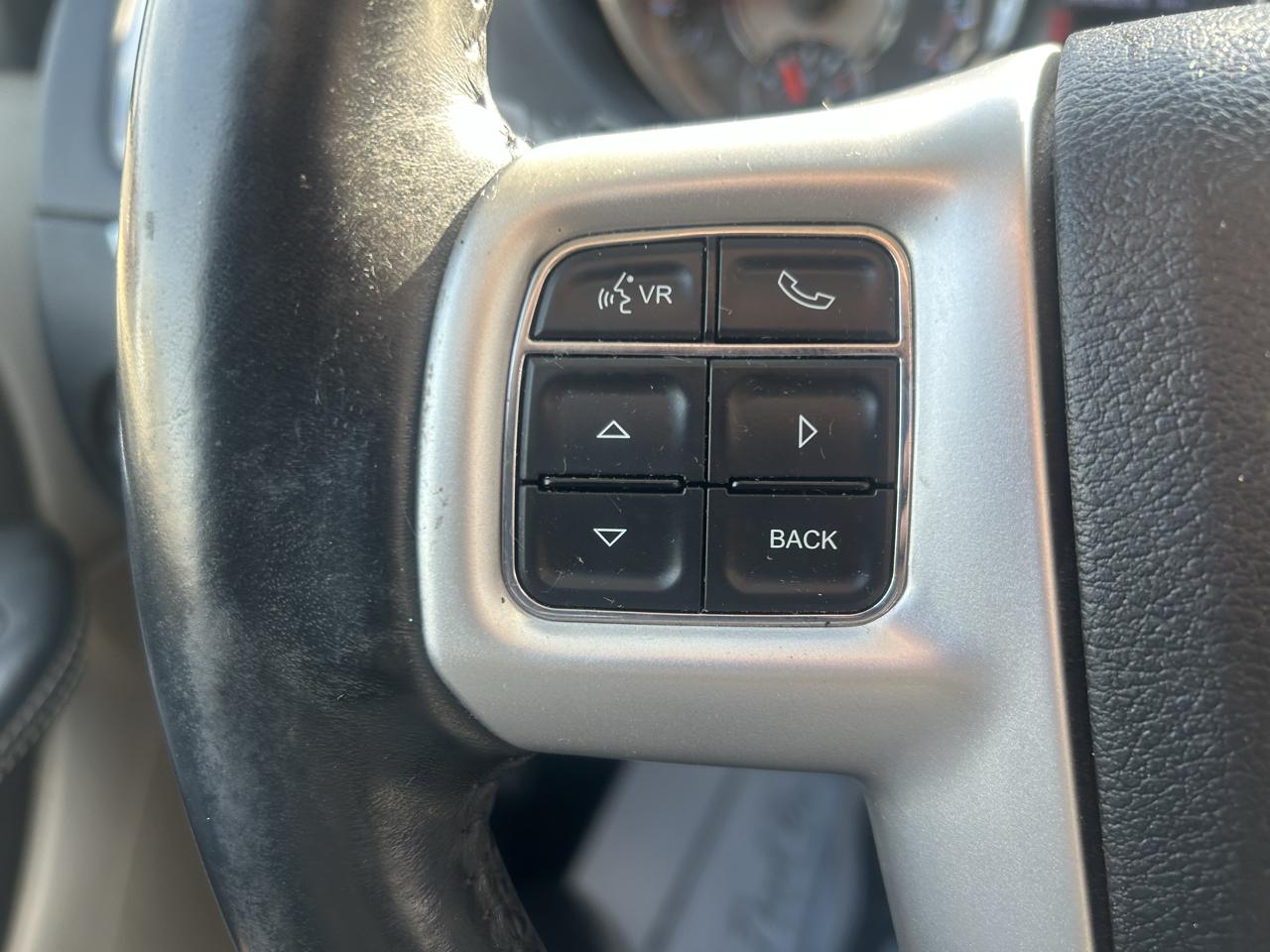 Chrysler Town & Country 4dr Wgn Touring 2014