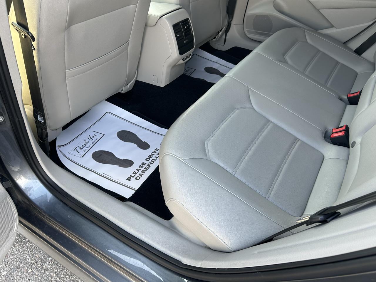 Volkswagen Passat 2.0T Wolfsburg Edition Auto 2019